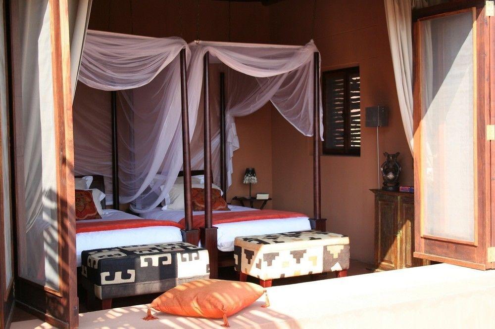 Okahirongo Elephant Lodge Purros Zewnętrze zdjęcie