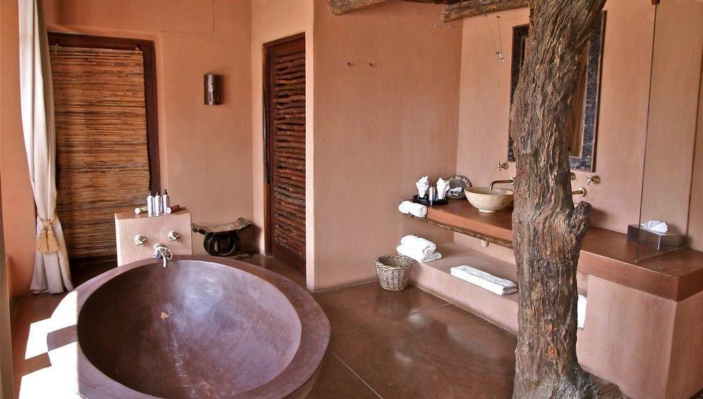 Okahirongo Elephant Lodge Purros Zewnętrze zdjęcie